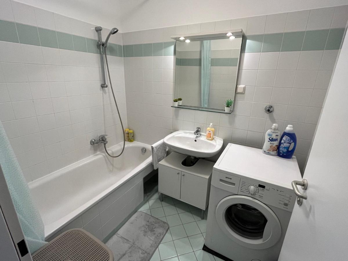 شقة Cool Schonbrunn Apt 2Br فيينا المظهر الخارجي الصورة